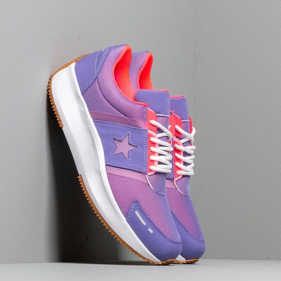 Converse Shoes - Converse run star
